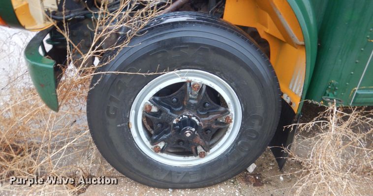 image for item FX9000 1995 International 3800B  school bus