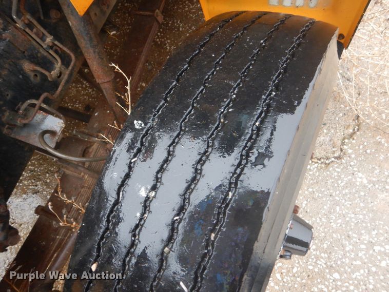 image for item FX9000 1995 International 3800B  school bus