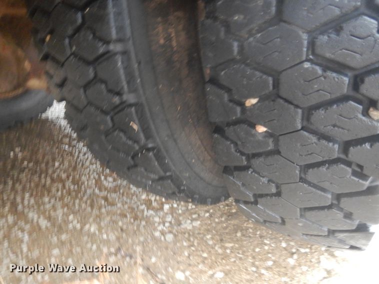 image for item FX9000 1995 International 3800B  school bus