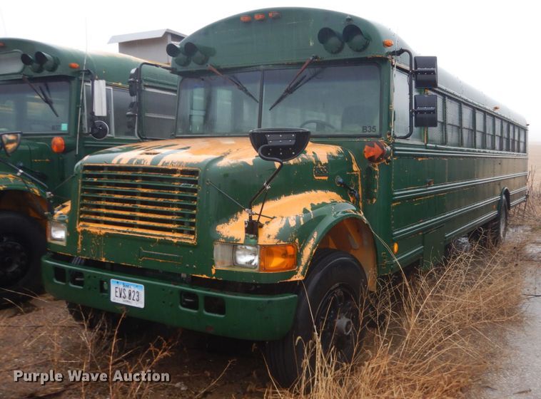 image for item FX9001 1998 International 3800  school busl