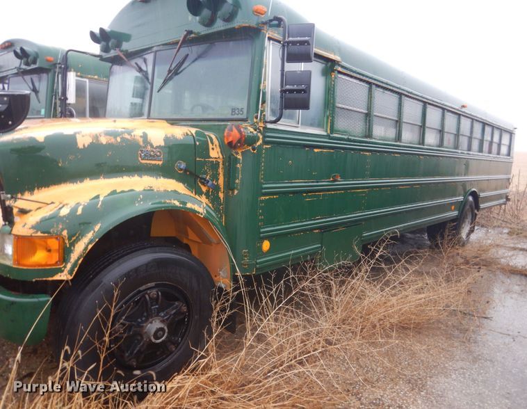 image for item FX9001 1998 International 3800  school busl