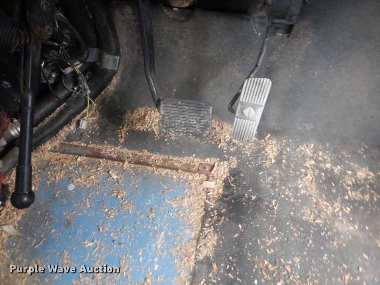 image for item FX9001 1998 International 3800  school busl