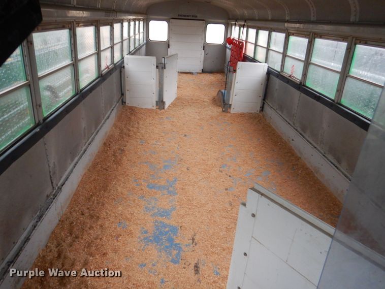 image for item FX9001 1998 International 3800  school busl