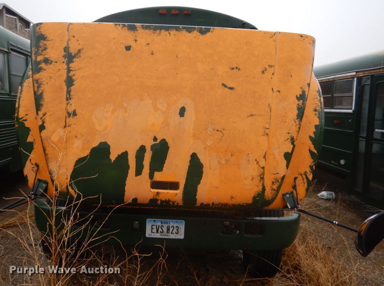 image for item FX9001 1998 International 3800  school busl