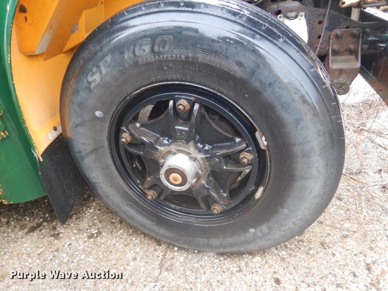 image for item FX9001 1998 International 3800  school busl