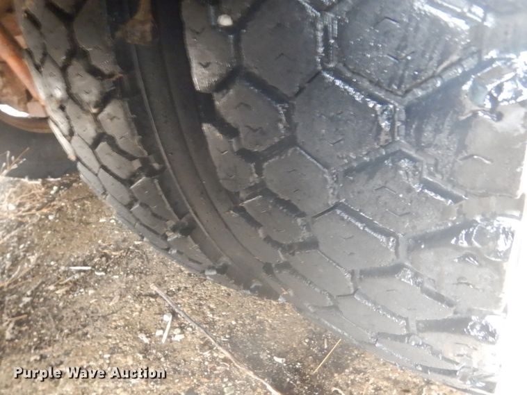 image for item FX9001 1998 International 3800  school busl