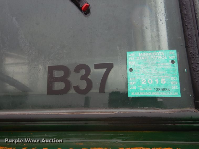 image for item FX9002 2000 International 3800  school bus