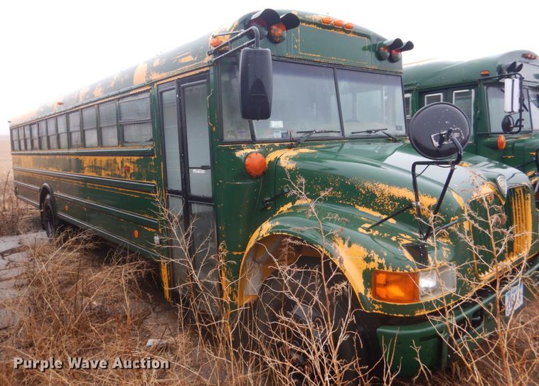 image for item FX9003 2004 International CE  bus