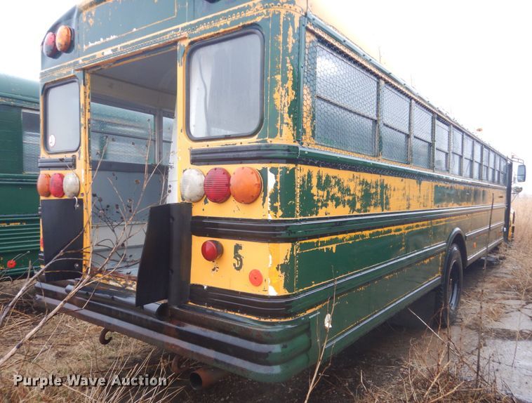 image for item FX9003 2004 International CE  bus