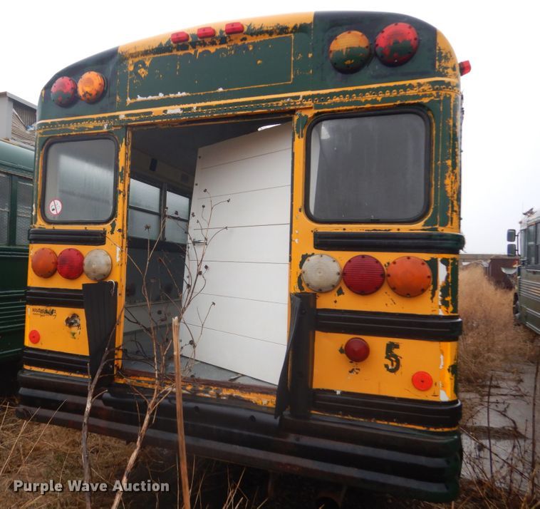 image for item FX9003 2004 International CE  bus