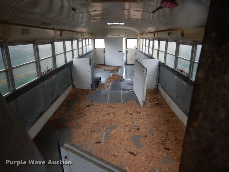 image for item FX9003 2004 International CE  bus