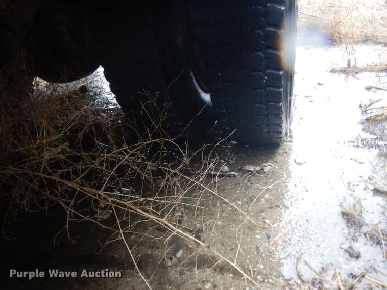 image for item FX9003 2004 International CE  bus