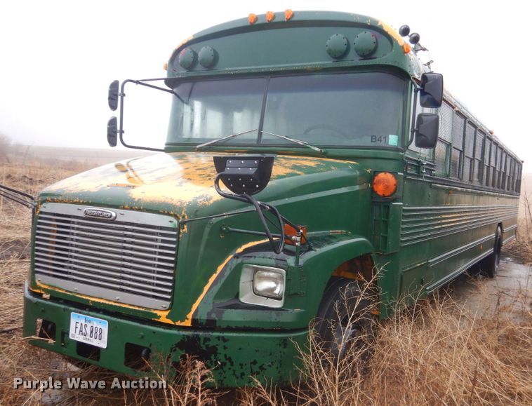 image for item FX9004 1999 Freightliner FS65  school bus