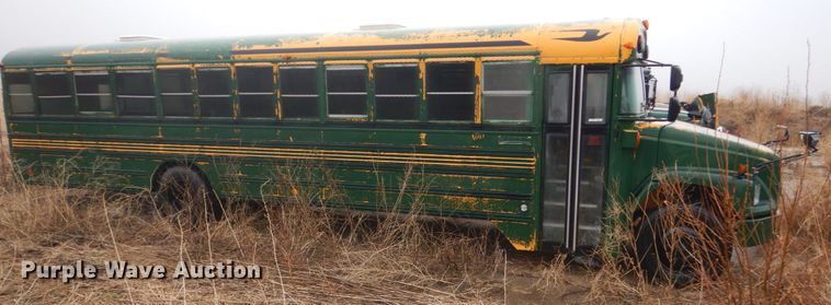 image for item FX9004 1999 Freightliner FS65  school bus