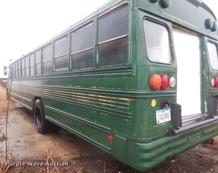 image for item FX9004 1999 Freightliner FS65  school bus