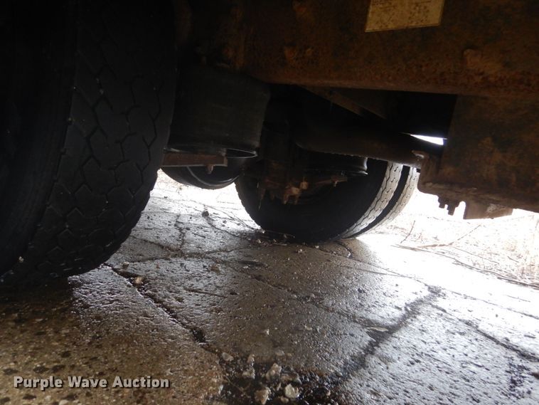 image for item FX9004 1999 Freightliner FS65  school bus