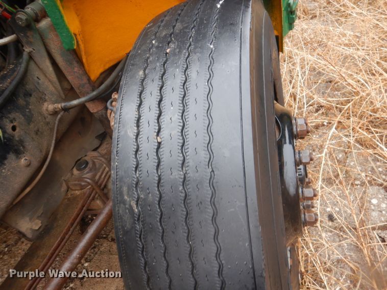 image for item FX9004 1999 Freightliner FS65  school bus