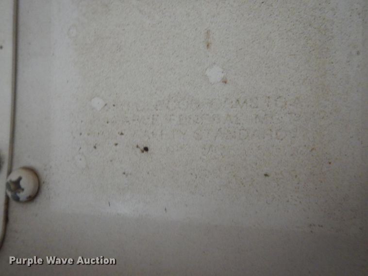 image for item FX9006 1997 International 3800  school bus