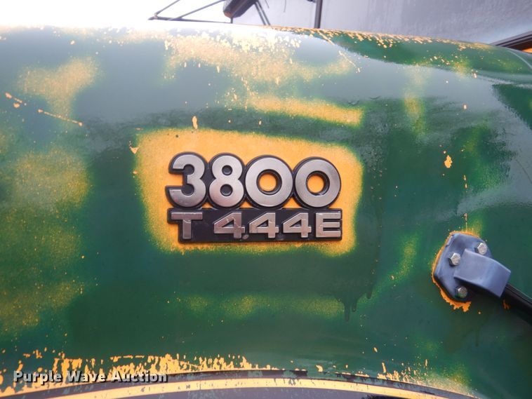 image for item FX9006 1997 International 3800  school bus