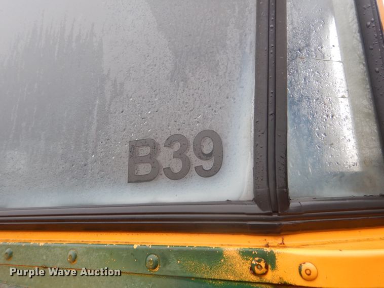 image for item FX9006 1997 International 3800  school bus