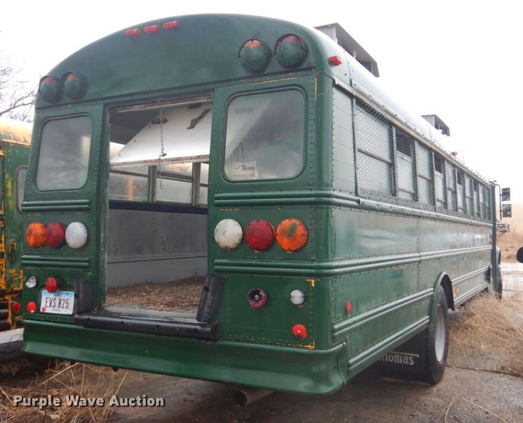 image for item FX9007 1999 International 3800  school bus