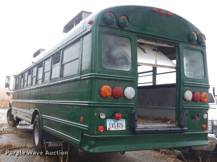 image for item FX9007 1999 International 3800  school bus