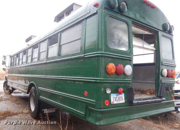 image for item FX9007 1999 International 3800  school bus