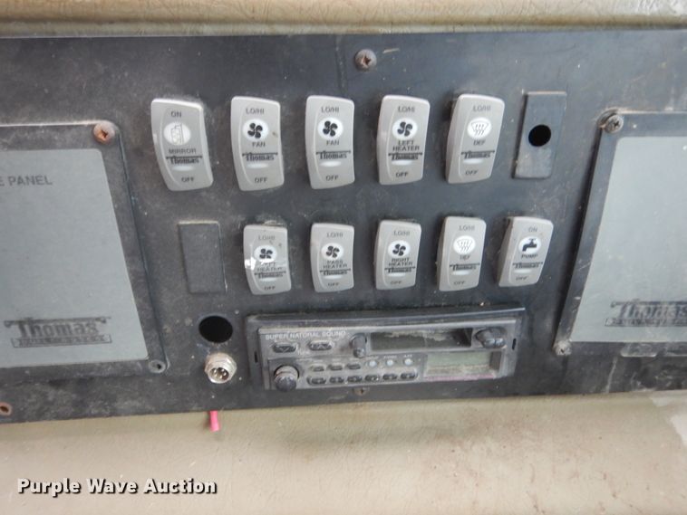 image for item FX9007 1999 International 3800  school bus