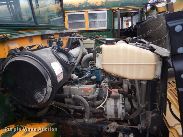 image for item FX9007 1999 International 3800  school bus