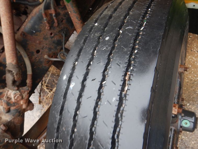 image for item FX9007 1999 International 3800  school bus