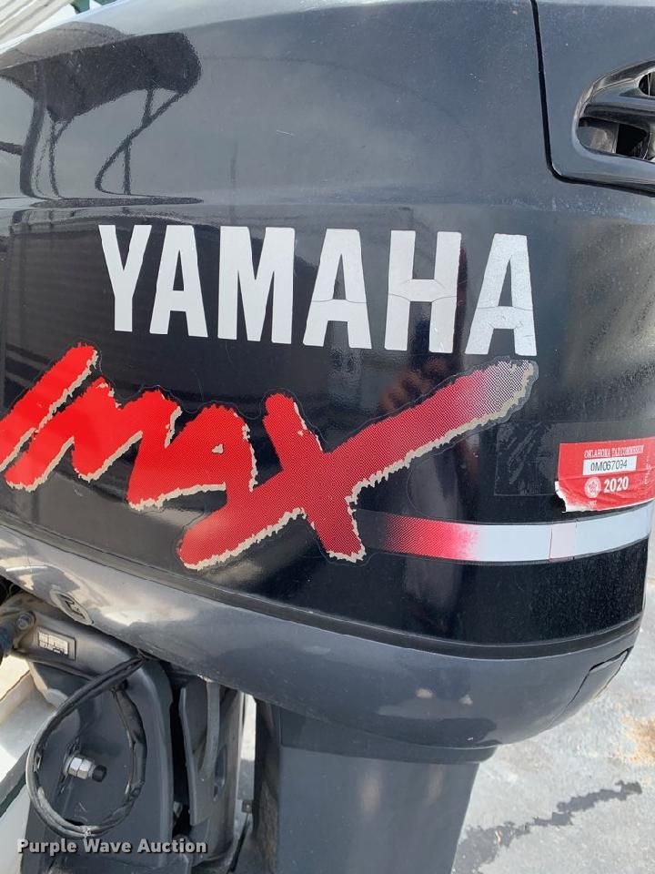 image for item GF9144 2002 Godfrey Hurricane boat