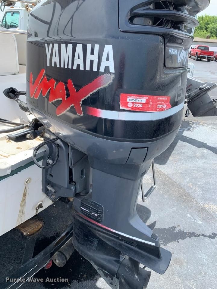 image for item GF9144 2002 Godfrey Hurricane boat