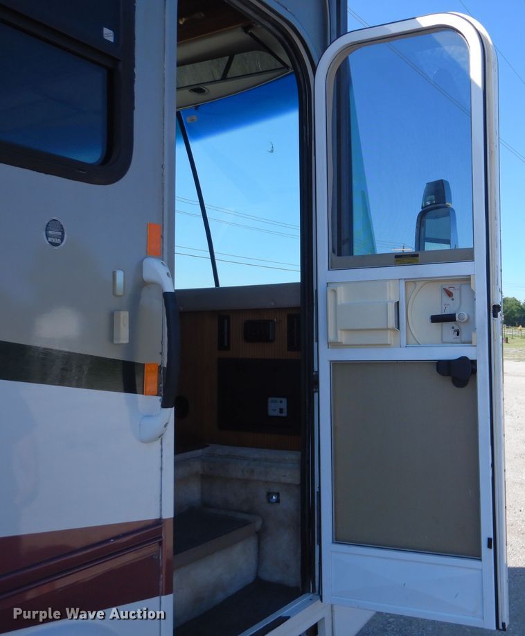 image for item GF9233 2002 Georgie Boy Cruise Air XL  rv