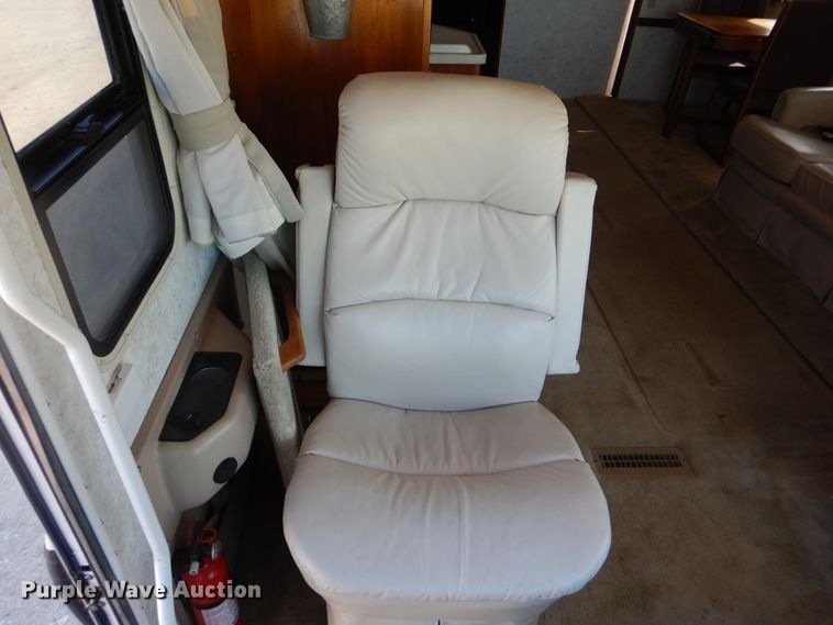 image for item GF9233 2002 Georgie Boy Cruise Air XL  rv