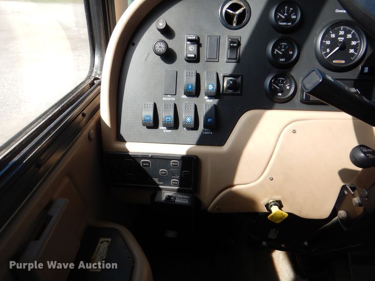 image for item GF9233 2002 Georgie Boy Cruise Air XL  rv