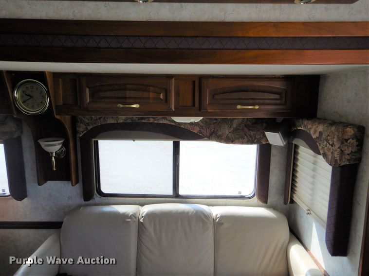 image for item GF9233 2002 Georgie Boy Cruise Air XL  rv