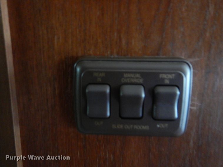 image for item GF9233 2002 Georgie Boy Cruise Air XL  rv