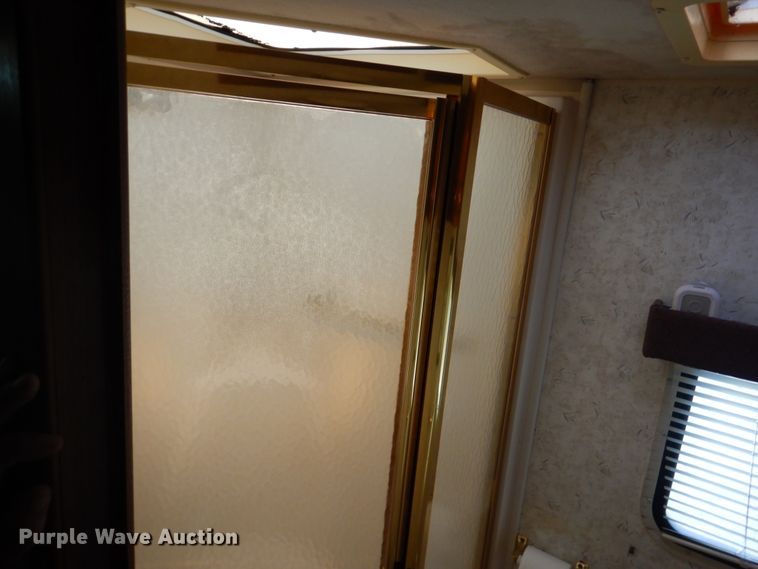 image for item GF9233 2002 Georgie Boy Cruise Air XL  rv