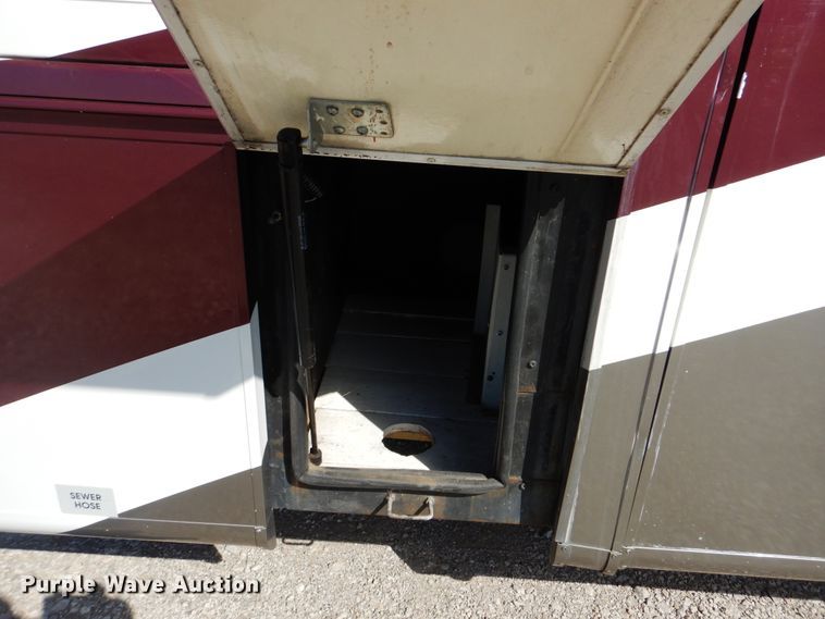 image for item GF9233 2002 Georgie Boy Cruise Air XL  rv