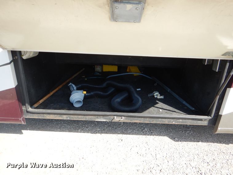 image for item GF9233 2002 Georgie Boy Cruise Air XL  rv