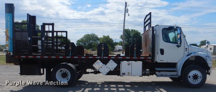 image for item GF9240 2008 Freightliner Business Class M2  flatbed truck