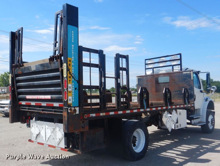 image for item GF9240 2008 Freightliner Business Class M2  flatbed truck