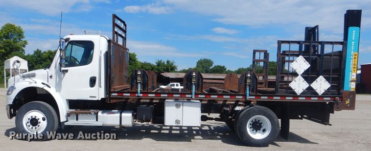 image for item GF9240 2008 Freightliner Business Class M2  flatbed truck