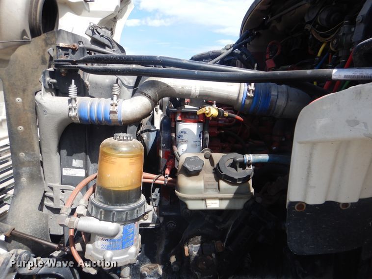 image for item GF9240 2008 Freightliner Business Class M2  flatbed truck