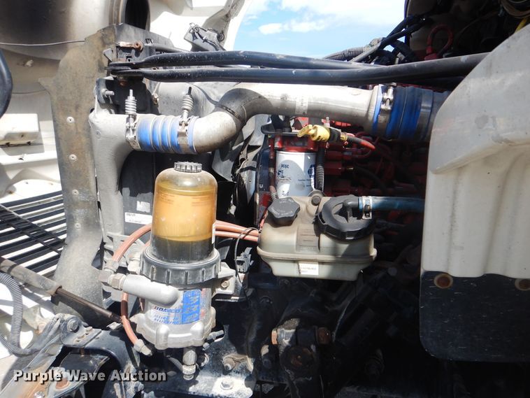 image for item GF9240 2008 Freightliner Business Class M2  flatbed truck