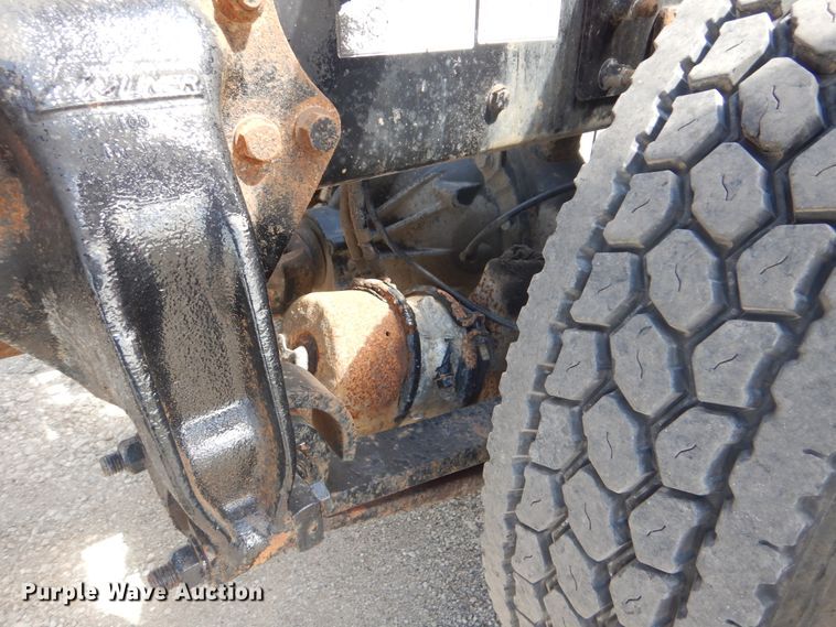 image for item GF9240 2008 Freightliner Business Class M2  flatbed truck