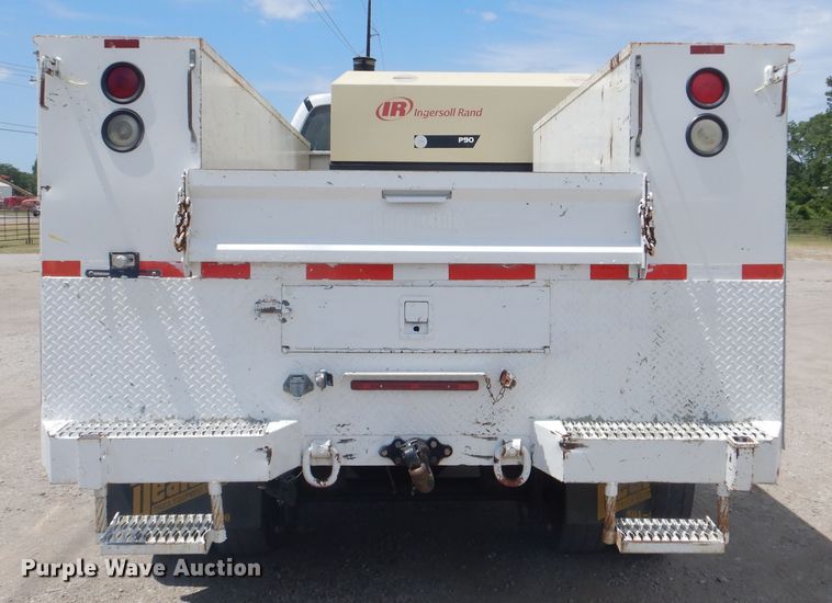 image for item GF9242 2009 Ford F750 Super Duty  service truck