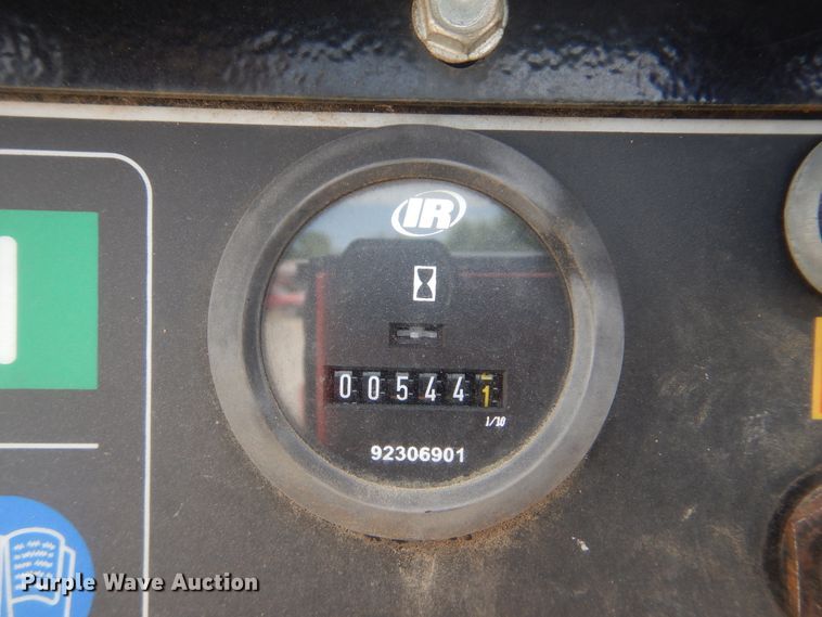 image for item GF9242 2009 Ford F750 Super Duty  service truck