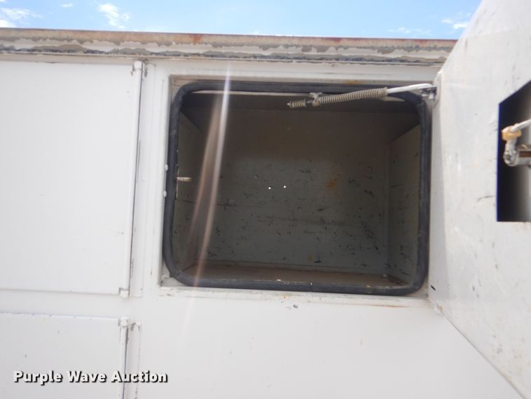 image for item GF9242 2009 Ford F750 Super Duty  service truck