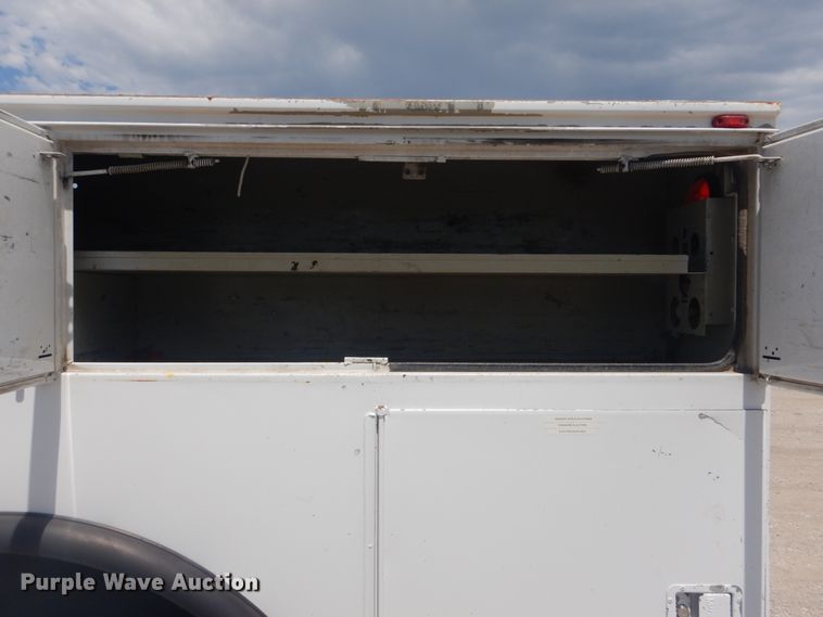 image for item GF9242 2009 Ford F750 Super Duty  service truck